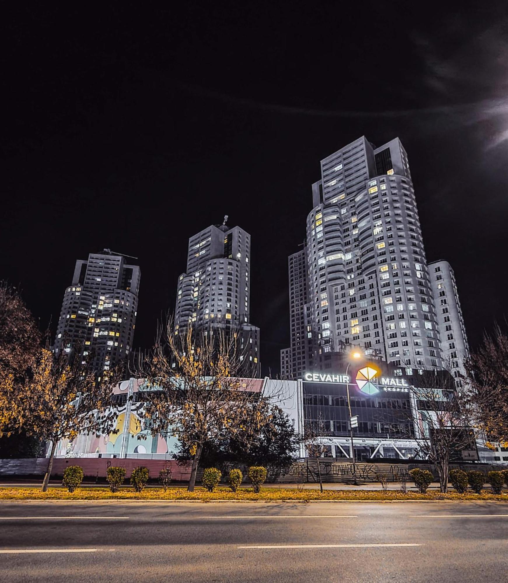 33Rd Floor Twin Apartments In Cevahir Sky City Complex With Pool, Spa, Fitness And Parking Included In Price Skopje Eksteriør billede